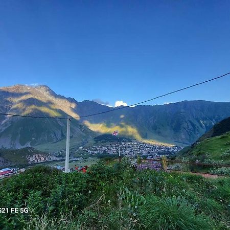 Peak House Villa Kazbegi Bagian luar foto